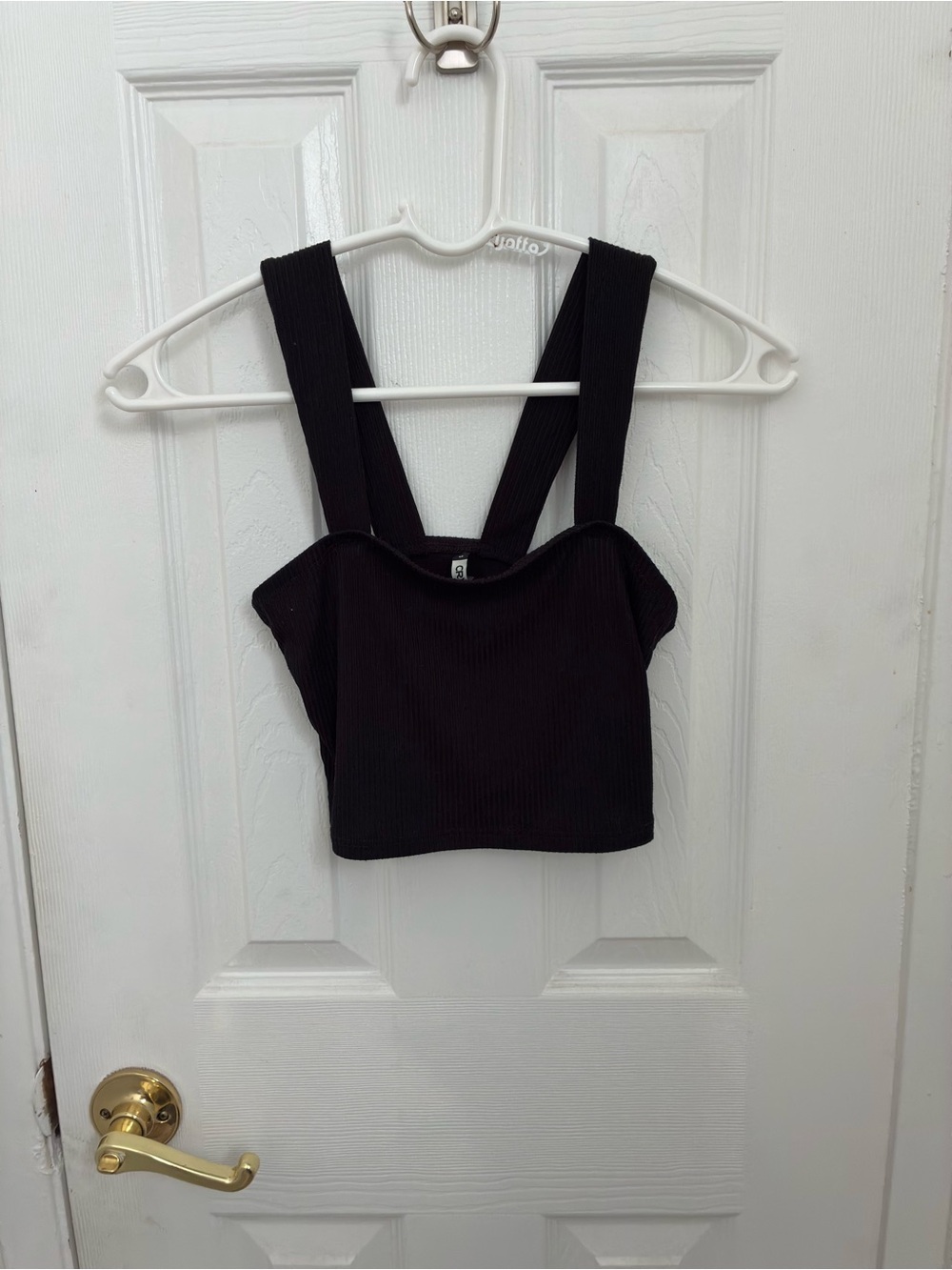 Black Ribbed Wide-Strap Crop Top